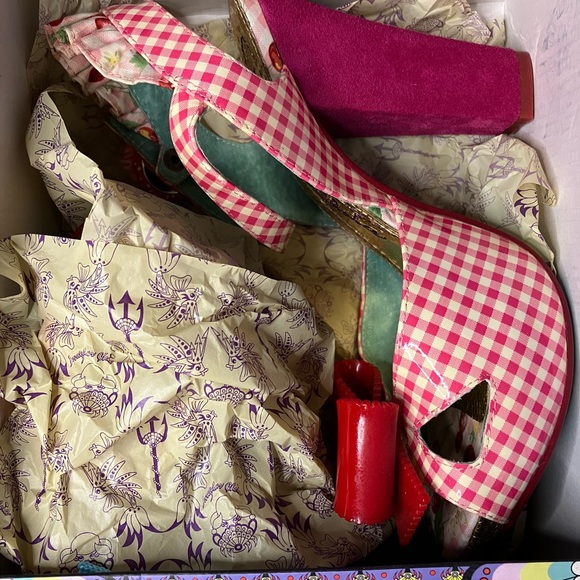 Irregular Choice Size 9 heels - Picture 8 of 9